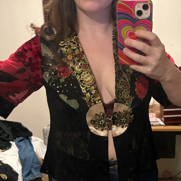 Vintage Blouse from France - Picture 2 of 5